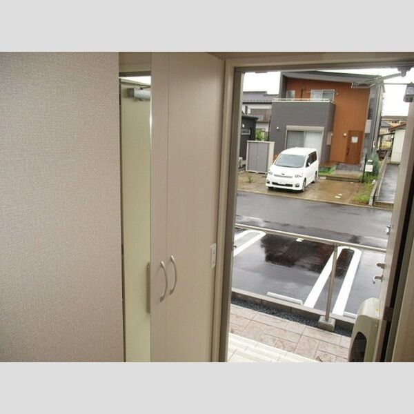 玄関 (シューズボックス)