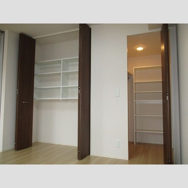 収納 (クローゼット)