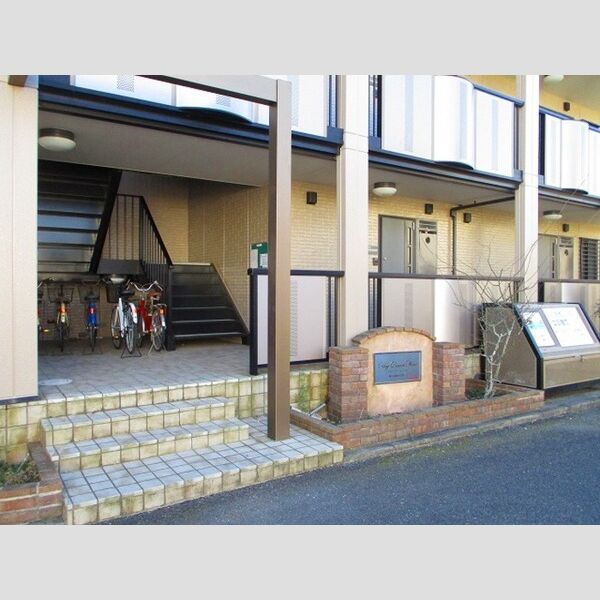 エントランス (エントランス)