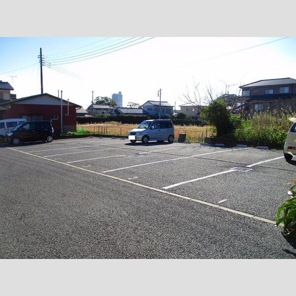 駐車場 (駐車場)