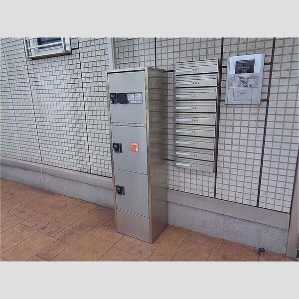 現地周辺 (宅配BOX)