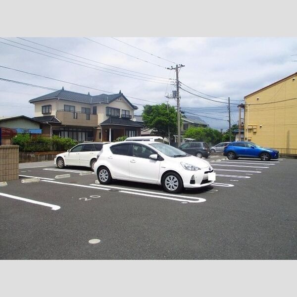 駐車場 (駐車場)