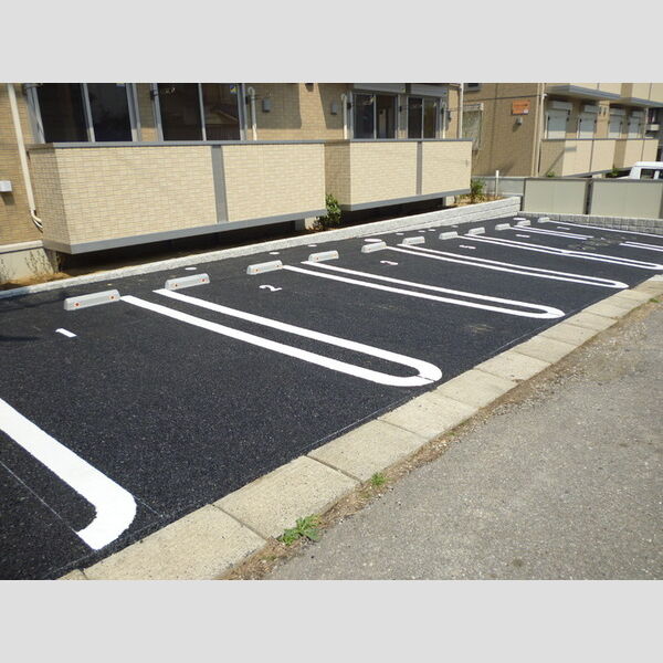駐車場 (駐車場)