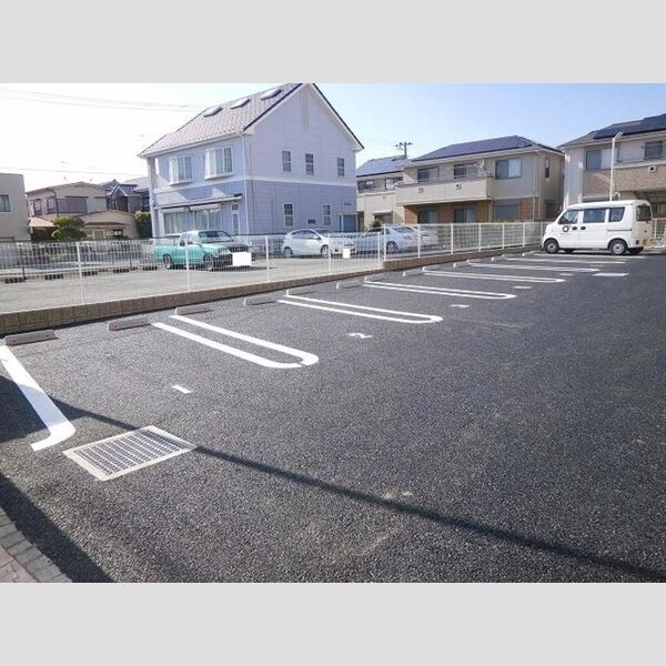 駐車場 (駐車場)