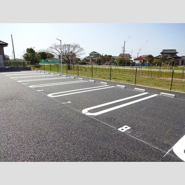 駐車場 (駐車場)