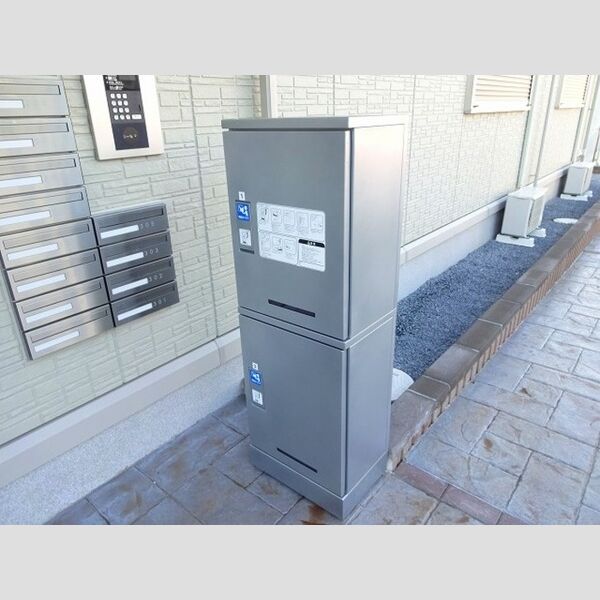 現地周辺 (宅配BOX)