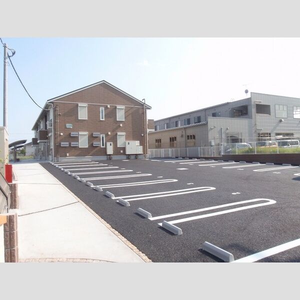 駐車場 (駐車場)