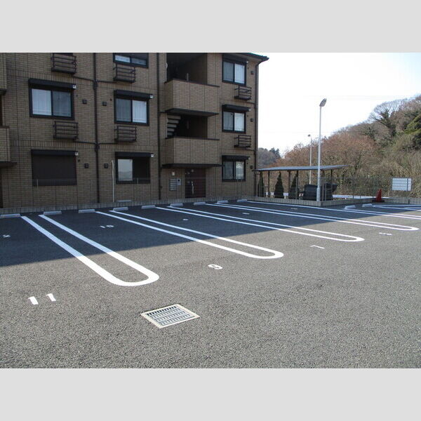 駐車場 (駐車場)