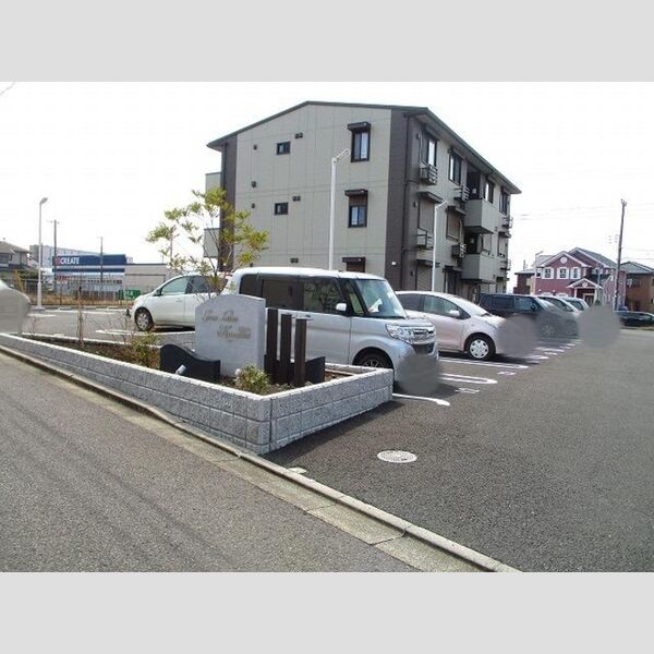 駐車場 (駐車場)