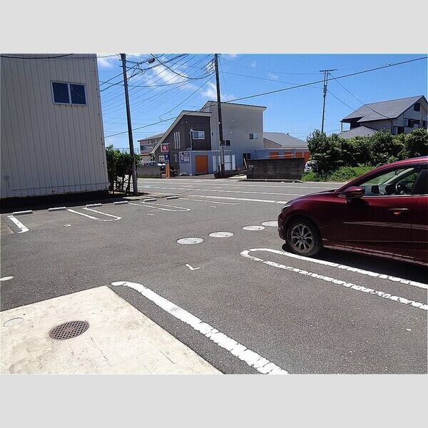 駐車場 (駐車場)