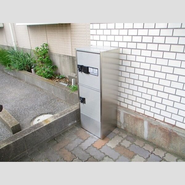 現地周辺 (宅配BOX)