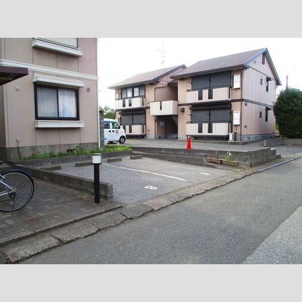 駐車場 (駐車場)