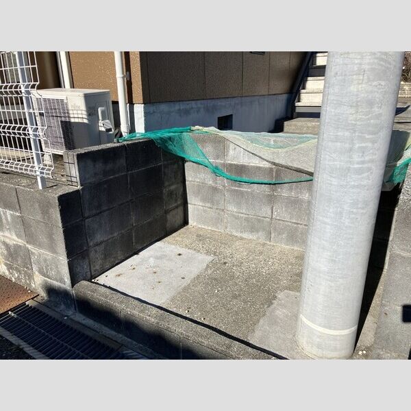 現地周辺 (ゴミ置き場)