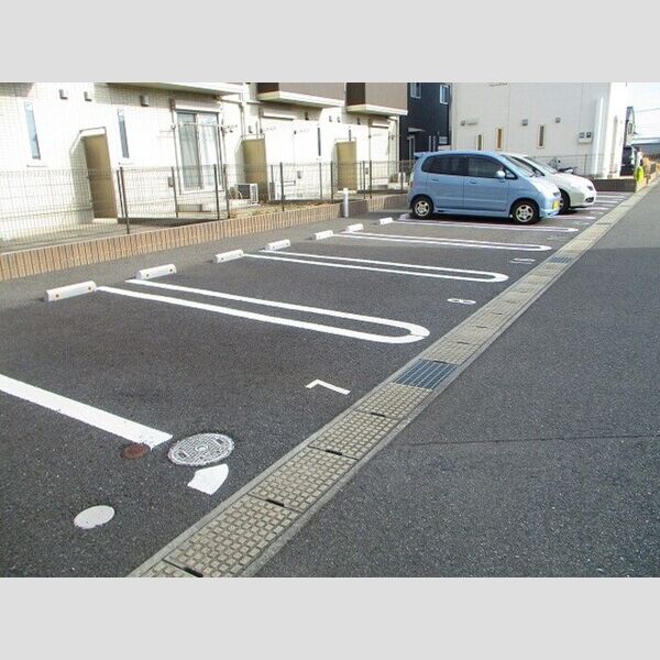 駐車場 (駐車場)