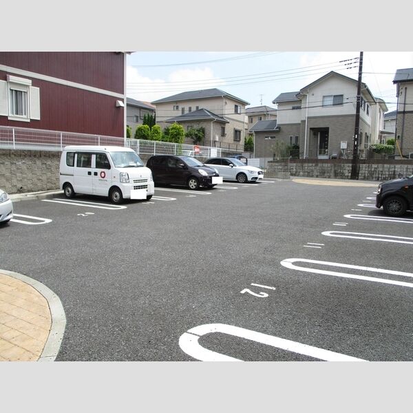 駐車場 (駐車場)