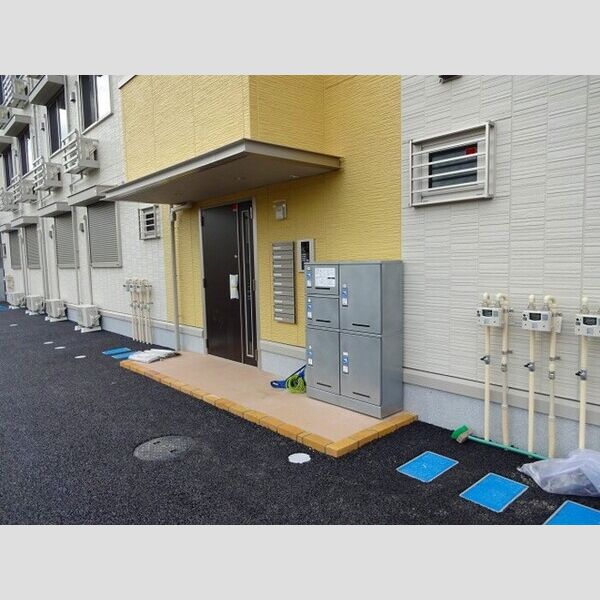 エントランス (エントランス)