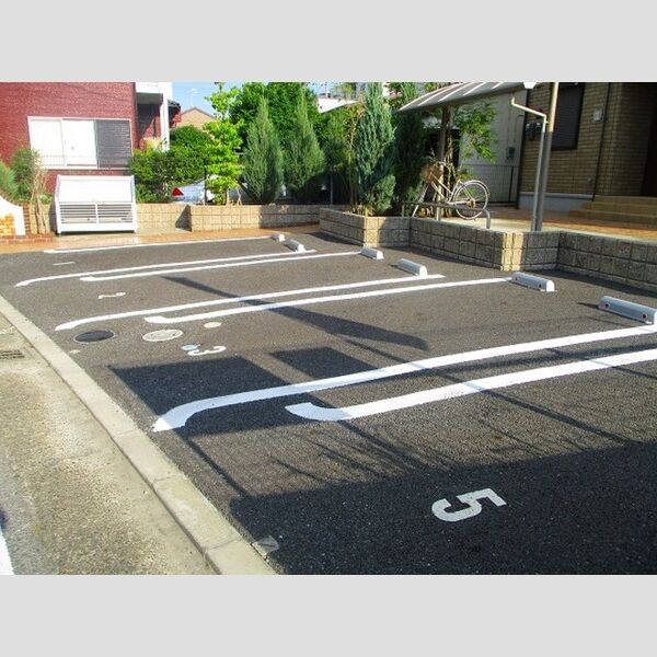 駐車場 (駐車場)