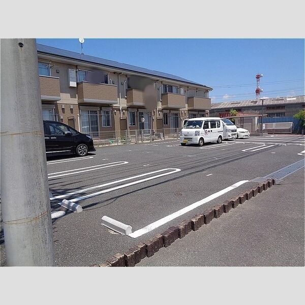 駐車場 (駐車場)