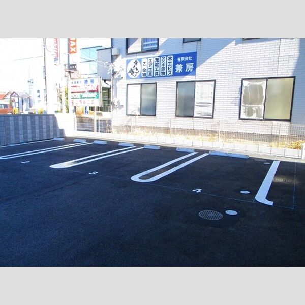 駐車場 (駐車場)