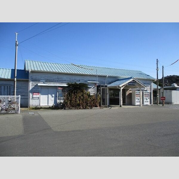 現地周辺 (那古船形駅　105m)