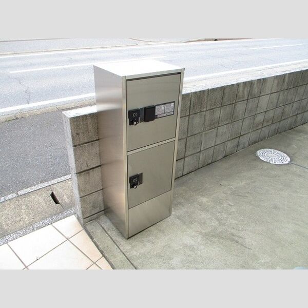 現地周辺 (宅配BOX)