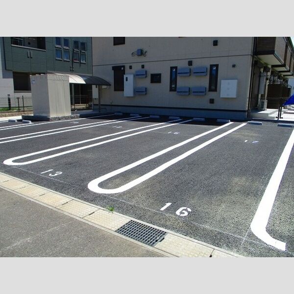 駐車場 (駐車場)