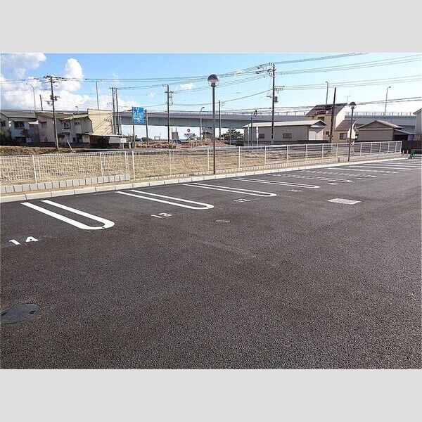 駐車場 (駐車場)