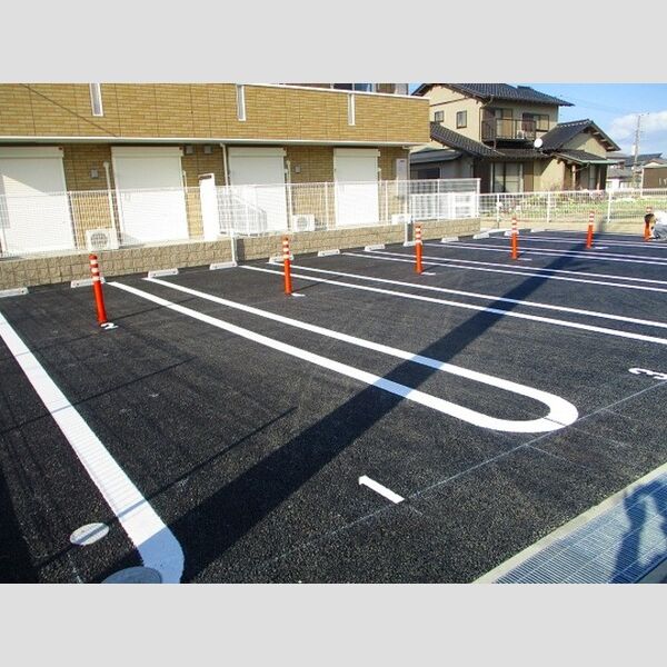 駐車場 (駐車場)