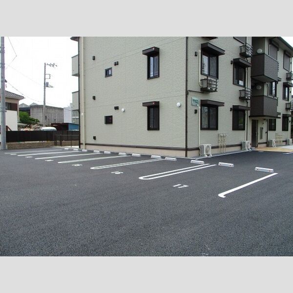 駐車場 (駐車場)