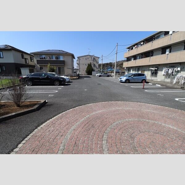 駐車場 (駐車場)