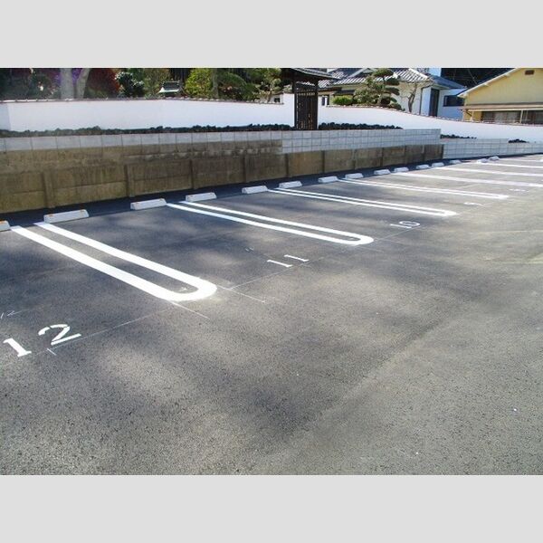 駐車場 (駐車場)