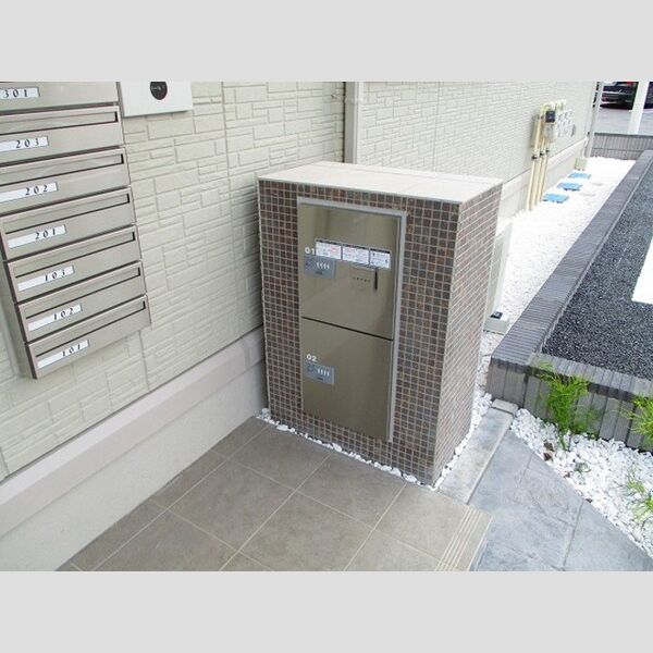 現地周辺 (宅配BOX)