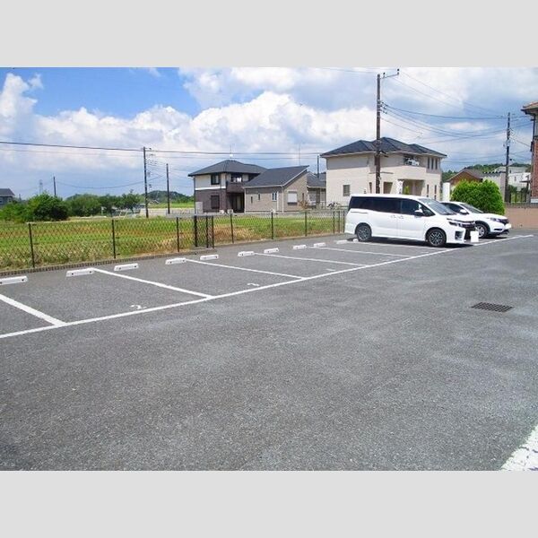 駐車場 (駐車場)