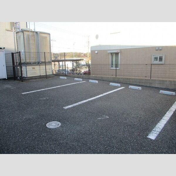 駐車場 (駐車場)