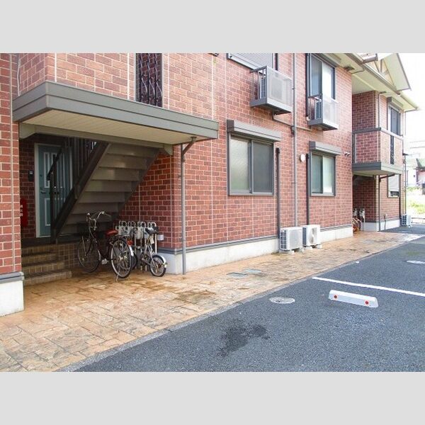 エントランス (エントランス)