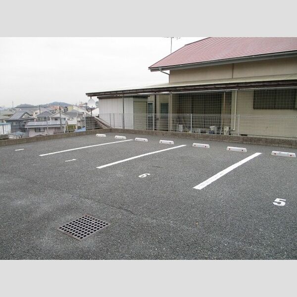 駐車場 (駐車場)