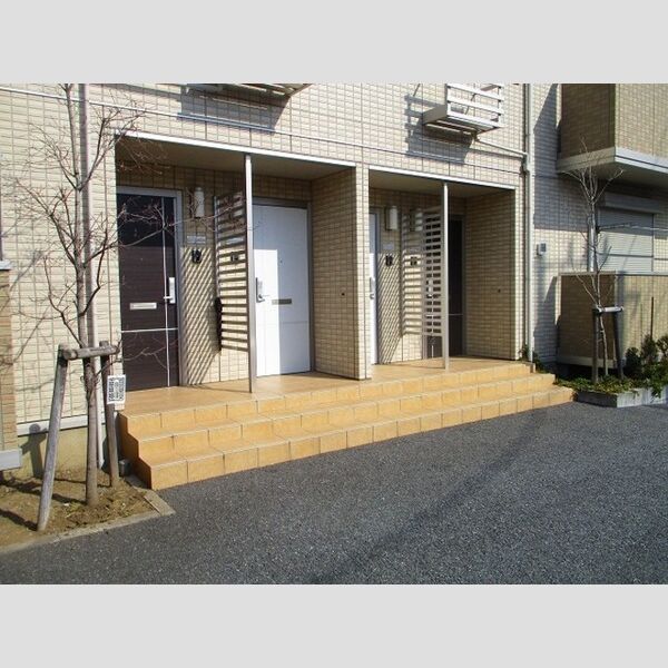 エントランス (エントランス)