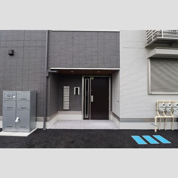 エントランス (エントランス)