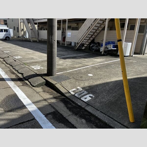 駐車場 (駐車場)