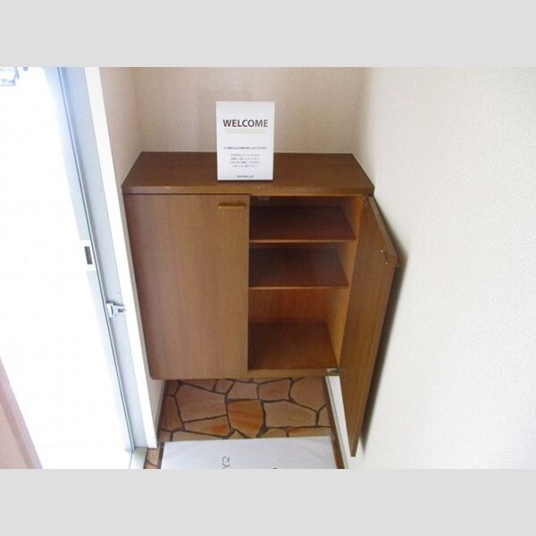 玄関 (シューズBOX)