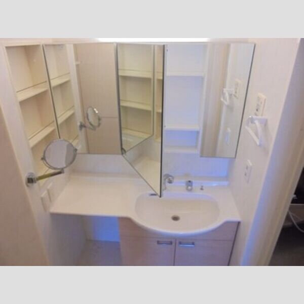 洗面所 (洗面台)