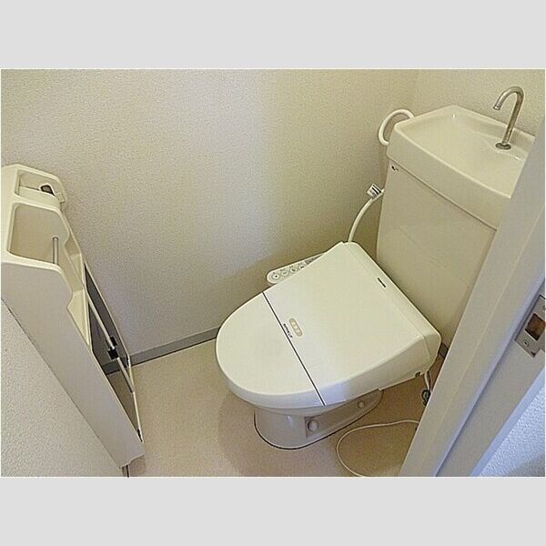 トイレ (温水洗浄暖房便座)