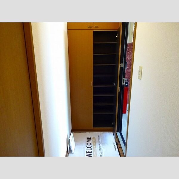 玄関 (シューズBOX)
