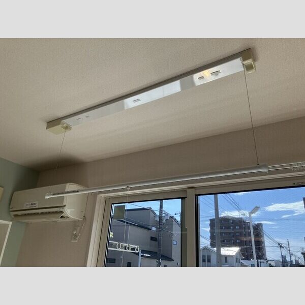 その他 (室内物干し)