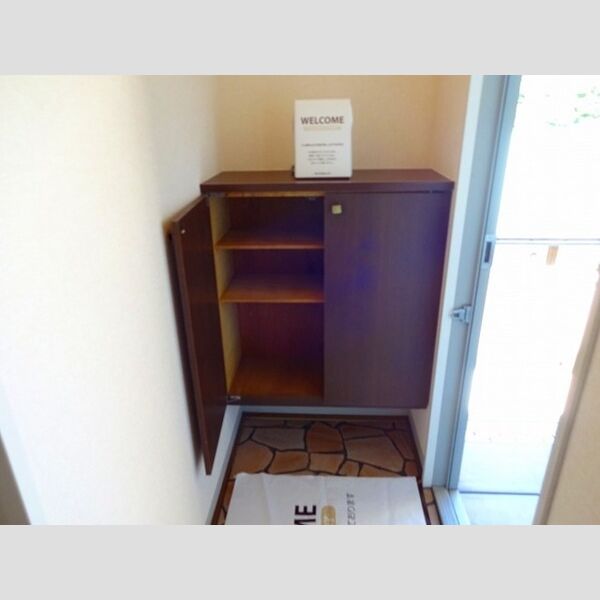 玄関 (シューズBOX)