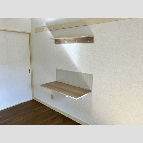 その他設備 (ワークデスク)