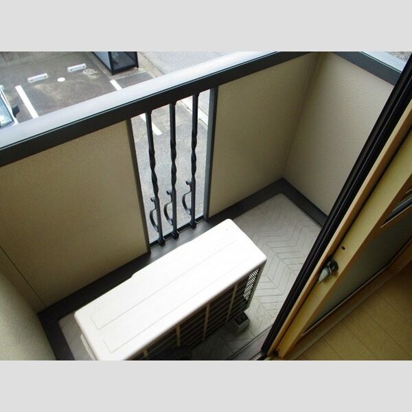 バルコニー・ベランダ (バルコニー)