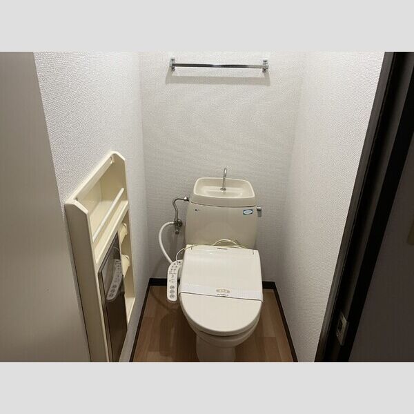 トイレ (温水洗浄暖房便座)