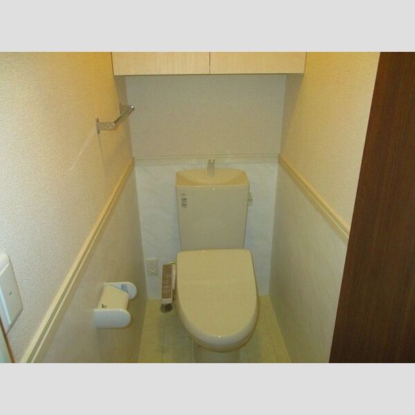 トイレ (温水洗浄暖房便座)