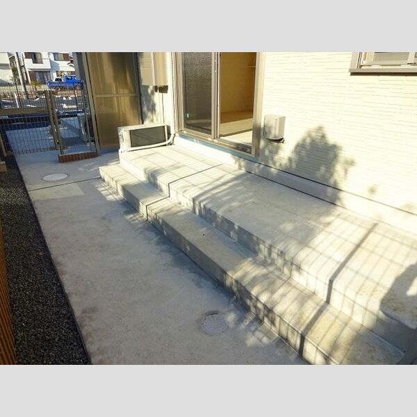 その他 (専用庭)